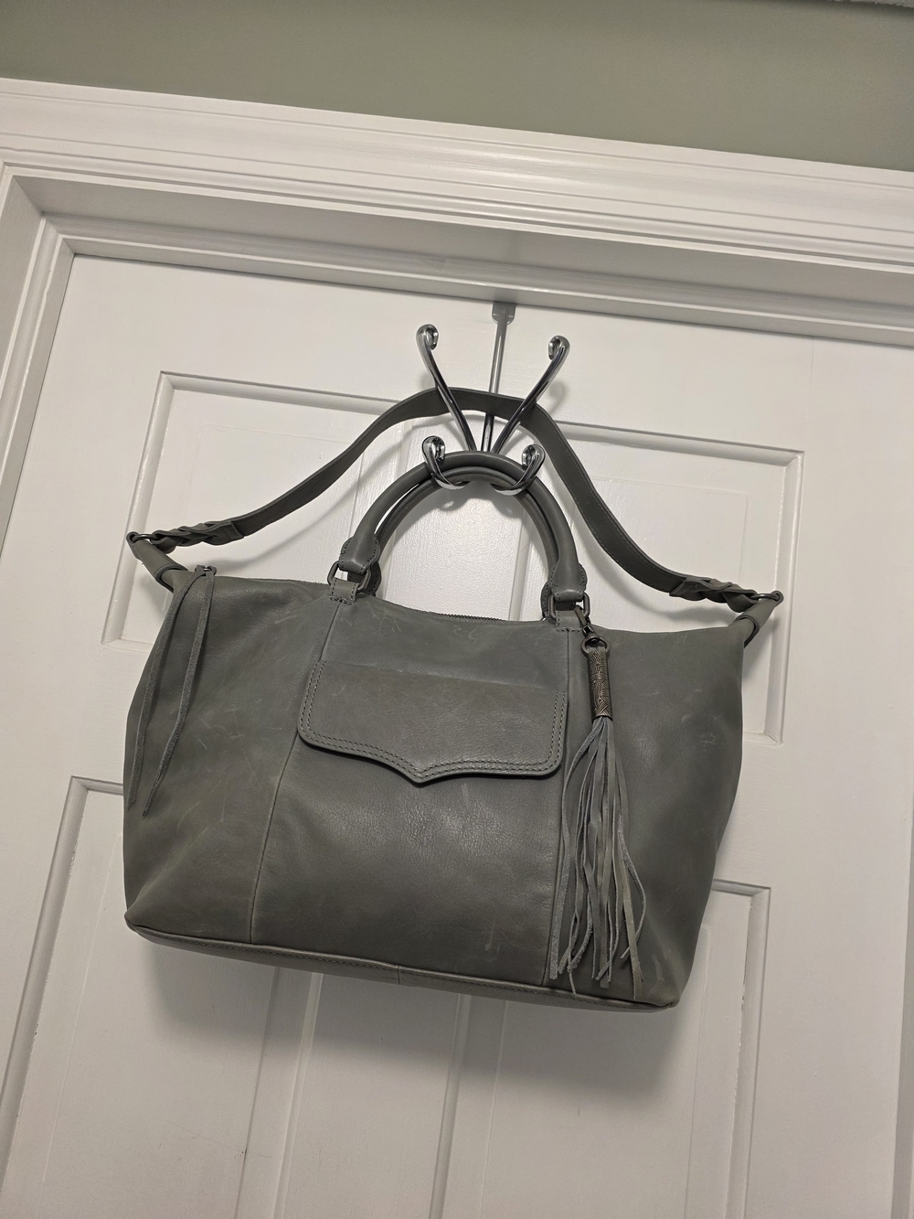 The Sak Sierra Convertible Gray Leather Tassel Satchel/Shoulder Bag